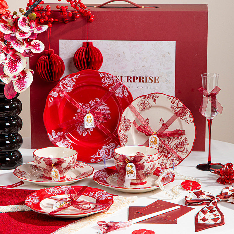 High-end Bowl and Plate Tableware Ceramic Wedding Gift for Bride Red Bowl Plate Chopstick Set Housewarming New Home Wedding Gift Box