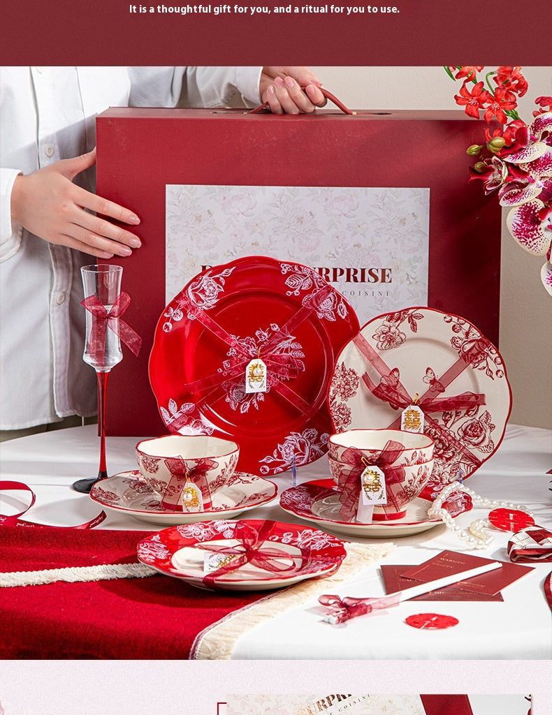 High-end Bowl and Plate Tableware Ceramic Wedding Gift for Bride Red Bowl Plate Chopstick Set Housewarming New Home Wedding Gift Box